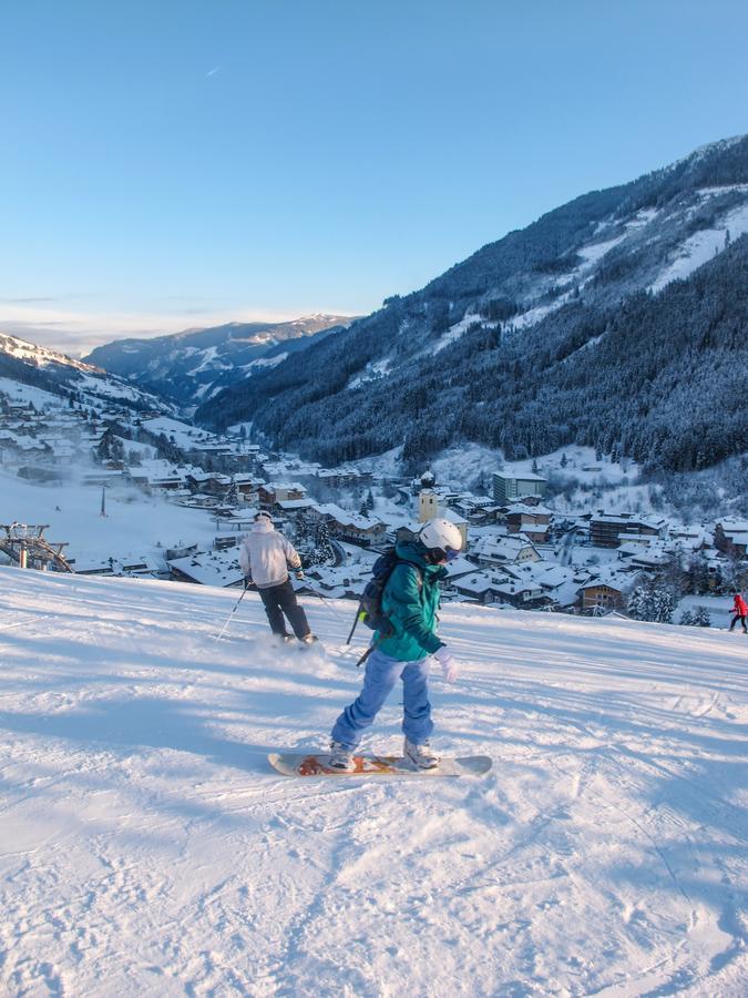 Saalbach Apartments Landhaus Bernkogel - Ski In Ski Out Esterno foto