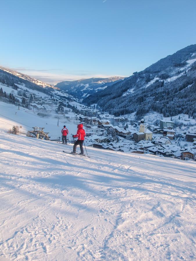 Saalbach Apartments Landhaus Bernkogel - Ski In Ski Out Esterno foto