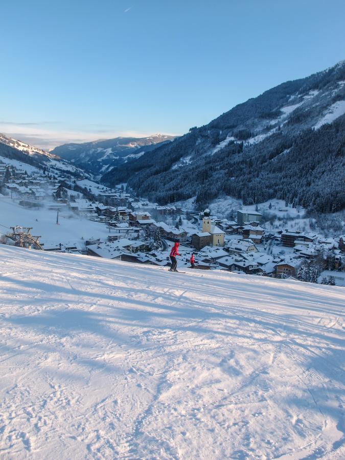 Saalbach Apartments Landhaus Bernkogel - Ski In Ski Out Esterno foto